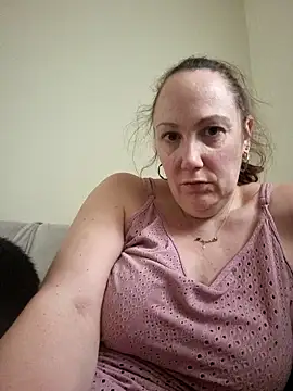 Wisie Cutie online show from 02-24-25, 03:20