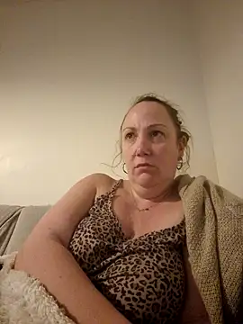 Wisie Cutie online show from 03-04-25, 10:16