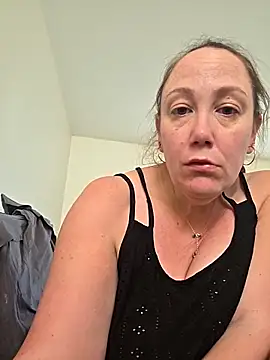 Wisie Cutie online show from 03-09-26, 10:19