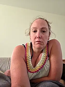 Wisie Cutie online show from 03-20-26, 04:23