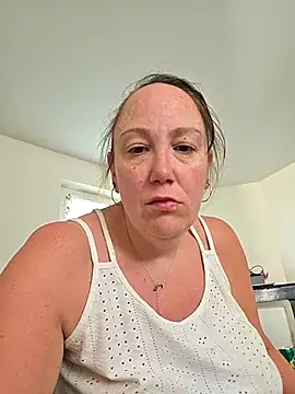 Wisie Cutie online show from 04-14-26, 10:21