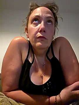 Wisie Cutie online show from 06-12-26, 11:46