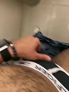 Snapshot of par_0111 chatting on 02-23-26, 09:39 par 0111 online show from 02-23-26, 09:39