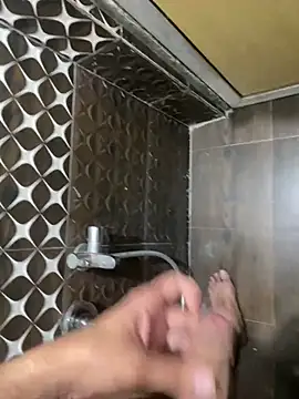 Snapshot of par_0111 chatting on 03-01-26, 10:06 par 0111 online show from 03-01-26, 10:06