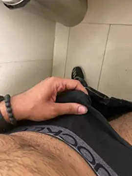 Snapshot of par_0111 chatting on 03-10-26, 09:58 par 0111 online show from 03-10-26, 09:58