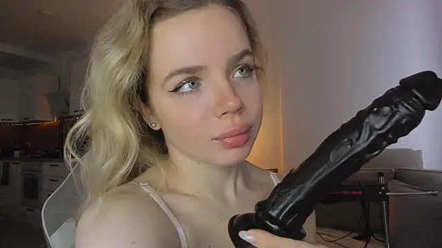 lit asella online show from 12-17-24, 09:28