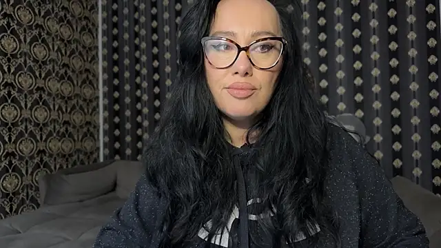 Snapshot of AnnaAnn chatting on 02-11-26, 06:40 AnnaAnn online show from 02-11-26, 06:40