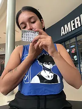 Snapshot of Annya-sweet chatting on 02-18-25, 02:27 Annya-sweet online show from 02-18-25, 02:27