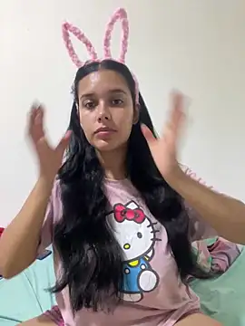 Snapshot of Annya-sweet chatting on 02-26-25, 12:49 Annya-sweet online show from 02-26-25, 12:49