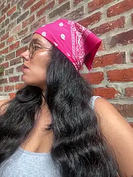 Snapshot of Annya-sweet chatting on 03-20-25, 02:42 Annya-sweet online show from 03-20-25, 02:42