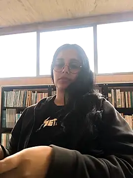 Snapshot of Annya-sweet chatting on 09-10-25, 03:12 Annya-sweet online show from 09-10-25, 03:12