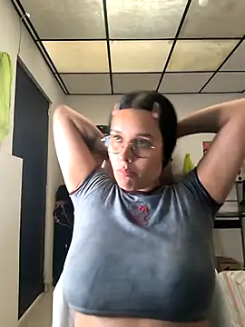 Snapshot of Annya-sweet chatting on 09-22-25, 03:14 Annya-sweet online show from 09-22-25, 03:14