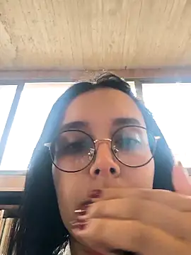 Snapshot of Annya-sweet chatting on 09-24-25, 02:53 Annya-sweet online show from 09-24-25, 02:53