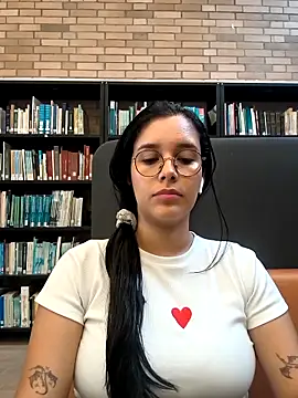 Snapshot of Annya-sweet chatting on 10-30-25, 03:02 Annya-sweet online show from 10-30-25, 03:02