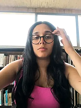 Snapshot of Annya-sweet chatting on 03-25-26, 04:57 Annya-sweet online show from 03-25-26, 04:57