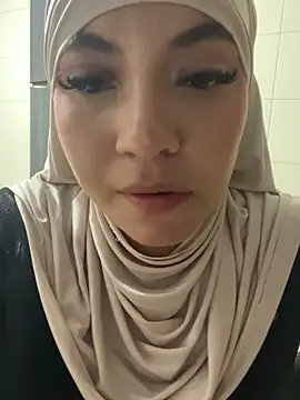 Snapshot of Sooffii_1 chatting on 02-27-25, 05:56 Sooffii 1 online show from 02-27-25, 05:56