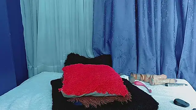 Snapshot of yesik_beltran chatting on 03-07-25, 12:12 yesik beltran online show from 03-07-25, 12:12