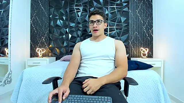 JeffDaltton online show from 09-18-25, 03:58