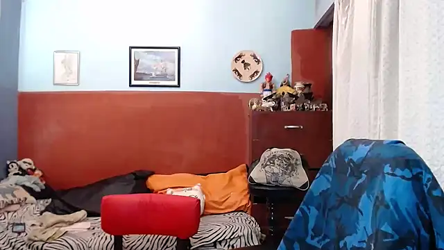 Snapshot of Gretella chatting on 10-01-25, 06:25 Gretella online show from 10-01-25, 06:25