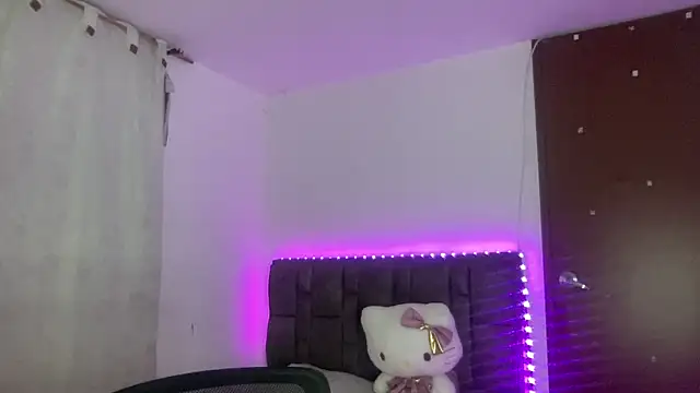 Snapshot of salome_polaniiee chatting on 02-28-26, 06:14 salome polaniiee online show from 02-28-26, 06:14