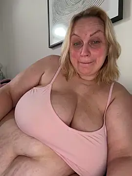 BBW Nora online show from 06-17-26, 08:28