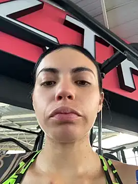 i am nina  online show from 06-17-26, 04:30
