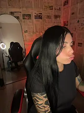 i am nina  online show from 06-30-26, 01:28
