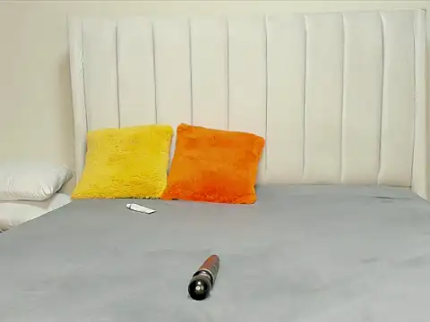 Snapshot of _heavenlysent chatting on 09-25-25, 04:16 heavenlysent online show from 09-25-25, 04:16