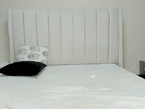 Snapshot of _heavenlysent chatting on 11-13-25, 04:33 heavenlysent online show from 11-13-25, 04:33