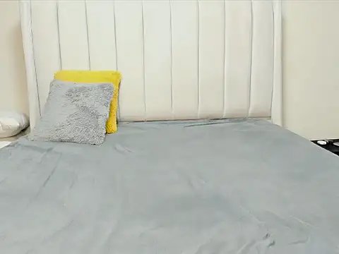 Snapshot of _heavenlysent chatting on 11-28-25, 04:26 heavenlysent online show from 11-28-25, 04:26