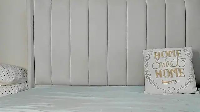 Snapshot of _heavenlysent chatting on 05-19-26, 04:08 heavenlysent online show from 05-19-26, 04:08