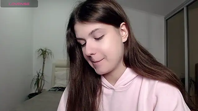 Snapshot of SayMeow_ chatting on 02-05-25, 08:35 SayMeow online show from 02-05-25, 08:35