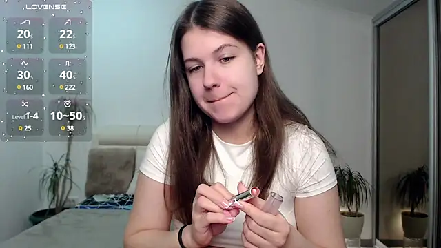 Snapshot of SayMeow_ chatting on 03-08-25, 02:23 SayMeow online show from 03-08-25, 02:23