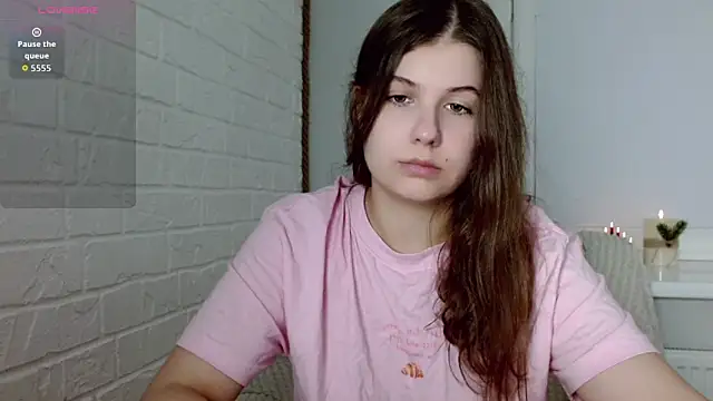 Snapshot of SayMeow_ chatting on 09-09-25, 12:43 SayMeow online show from 09-09-25, 12:43