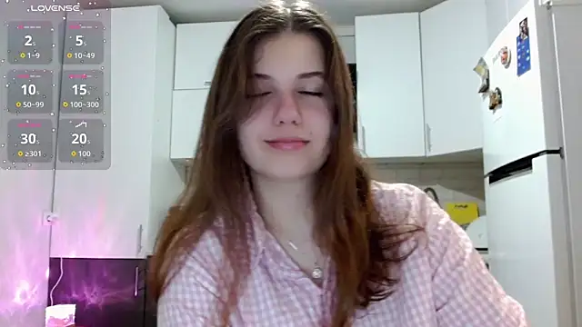 Snapshot of SayMeow_ chatting on 11-12-25, 06:25 SayMeow online show from 11-12-25, 06:25