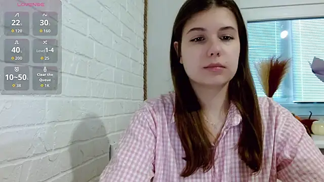 Snapshot of SayMeow_ chatting on 11-29-25, 09:56 SayMeow online show from 11-29-25, 09:56