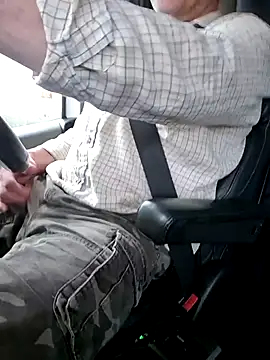 Snapshot of Tobyp677 chatting on 10-18-25, 07:09 Tobyp677 online show from 10-18-25, 07:09