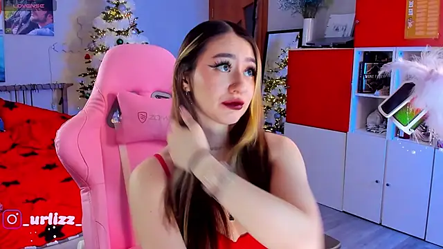Snapshot of Fiona-Love chatting on 01-15-25, 07:34 Fiona-Love online show from 01-15-25, 07:34