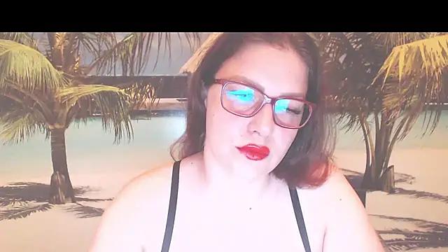 Snapshot of Queen__Natasha chatting on 07-20-26, 08:11 Queen Natasha online show from 07-20-26, 08:11