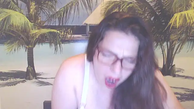 Snapshot of Queen__Natasha chatting on 08-06-26, 08:11 Queen Natasha online show from 08-06-26, 08:11