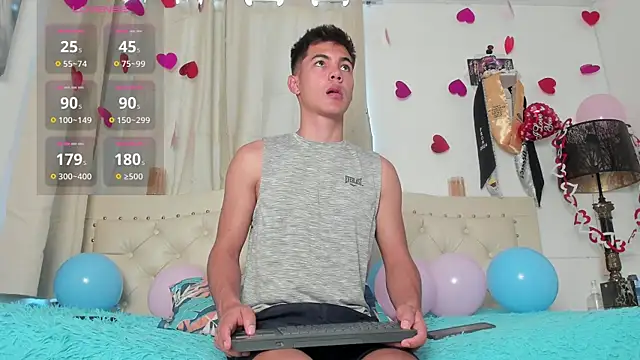 Snapshot of Adams_ricci chatting on 02-16-25, 01:27 Adams ricci online show from 02-16-25, 01:27