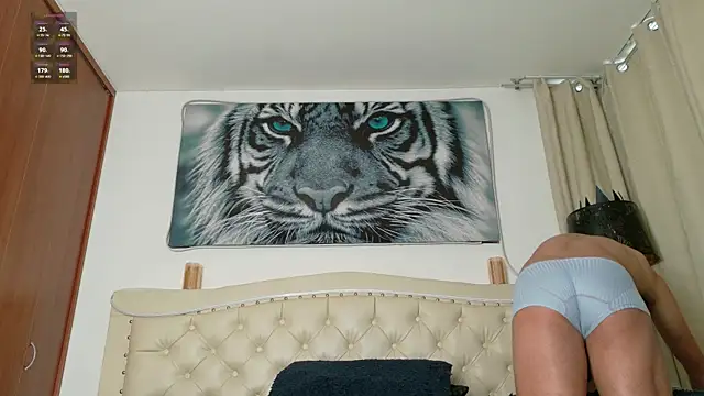 Snapshot of Adams_ricci chatting on 03-12-25, 12:15 Adams ricci online show from 03-12-25, 12:15