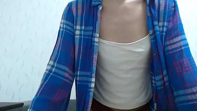 Snapshot of HoneyWiles chatting on 01-09-26, 02:20 HoneyWiles online show from 01-09-26, 02:20