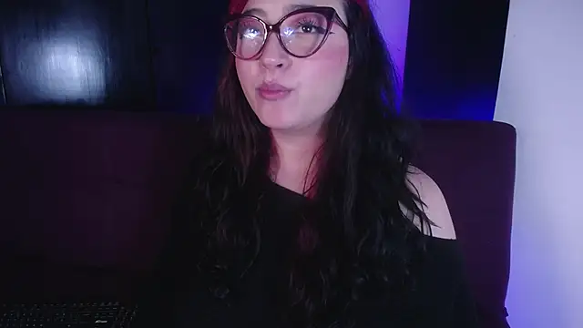 Miss Loise online show from 12-29-24, 03:46