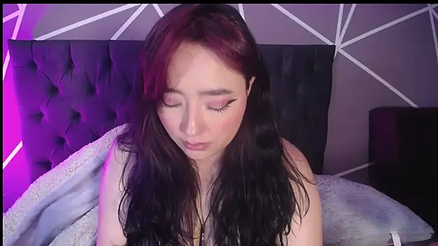 Miss Loise online show from 02-17-25, 04:15