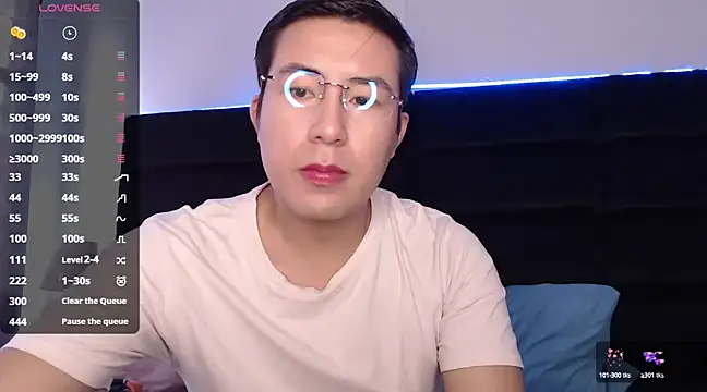 Snapshot of andrewmhilton_ chatting on 03-02-25, 05:36 andrewmhilton online show from 03-02-25, 05:36