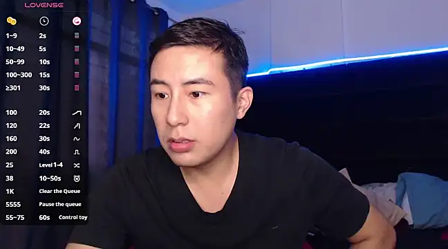 Snapshot of andrewmhilton_ chatting on 03-12-25, 11:12 andrewmhilton online show from 03-12-25, 11:12