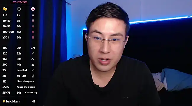 Snapshot of andrewmhilton_ chatting on 03-13-25, 02:16 andrewmhilton online show from 03-13-25, 02:16