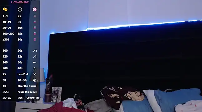 Snapshot of andrewmhilton_ chatting on 03-20-25, 11:34 andrewmhilton online show from 03-20-25, 11:34