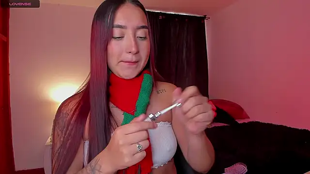 Snapshot of _Tammyy chatting on 12-23-24, 07:20  Tammyy online show from 12-23-24, 07:20